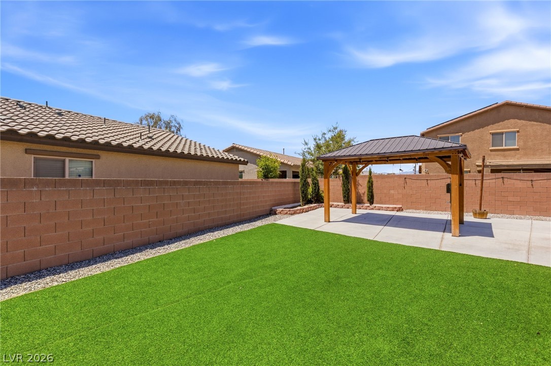 1869 Crystal Meadow Street