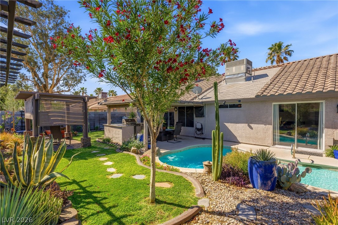 860 Coral Cottage Drive