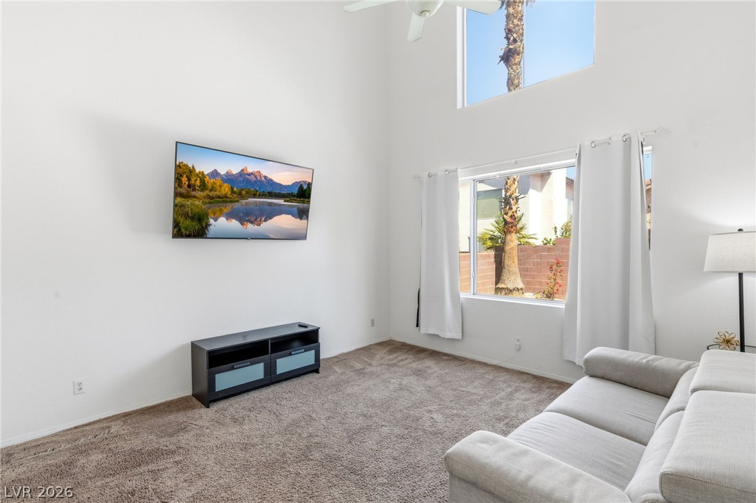 1104 Milpas Lane