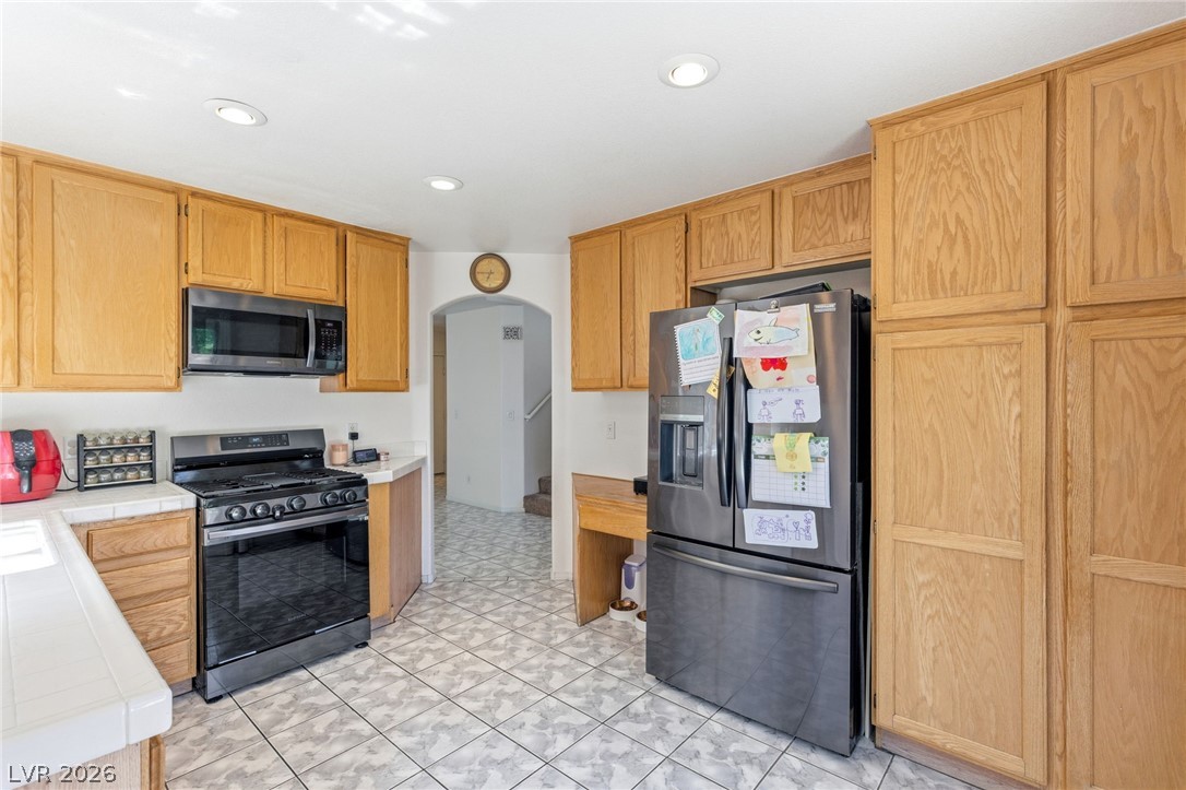 1104 Milpas Lane