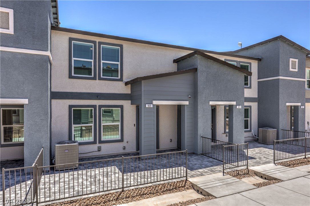 970 Desert Spruce Street