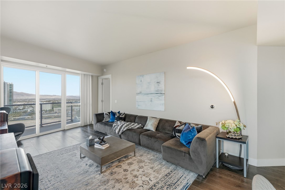 2700 Las Vegas Boulevard 2303