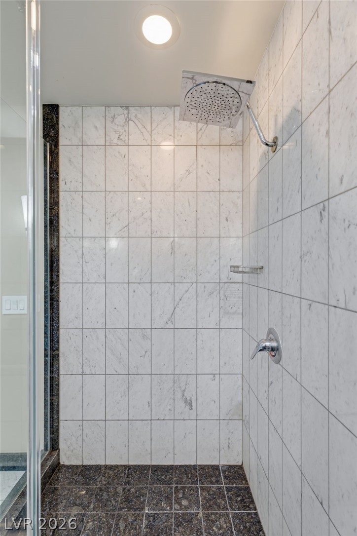 2700 Las Vegas Boulevard 2303
