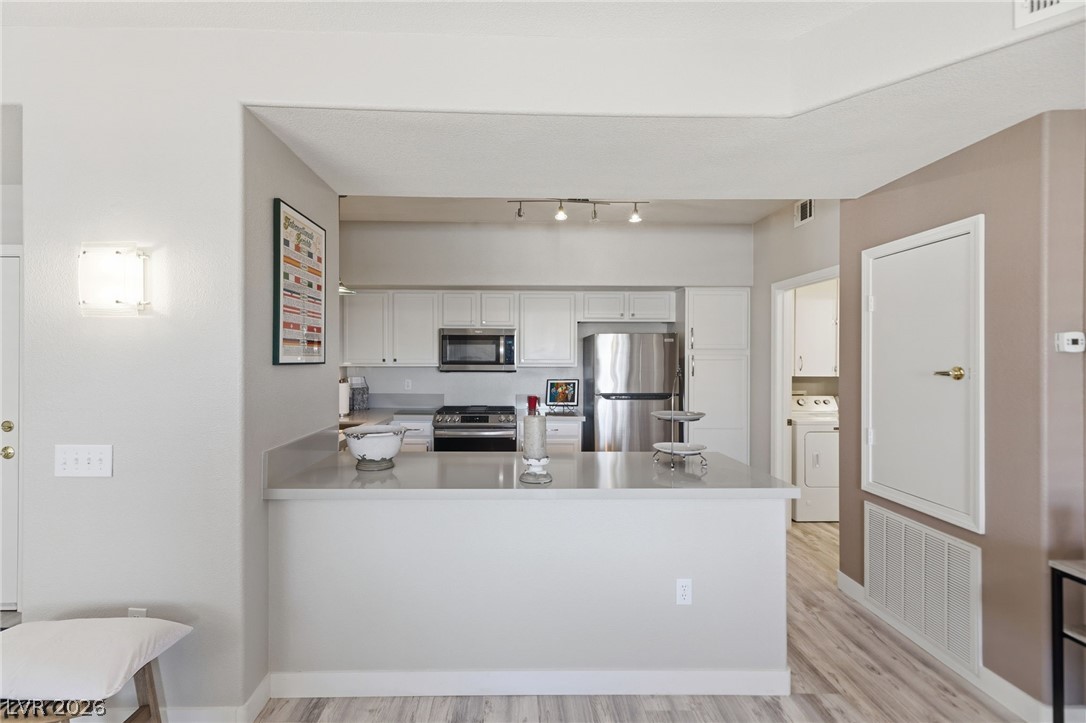 8725 West Flamingo Road 102