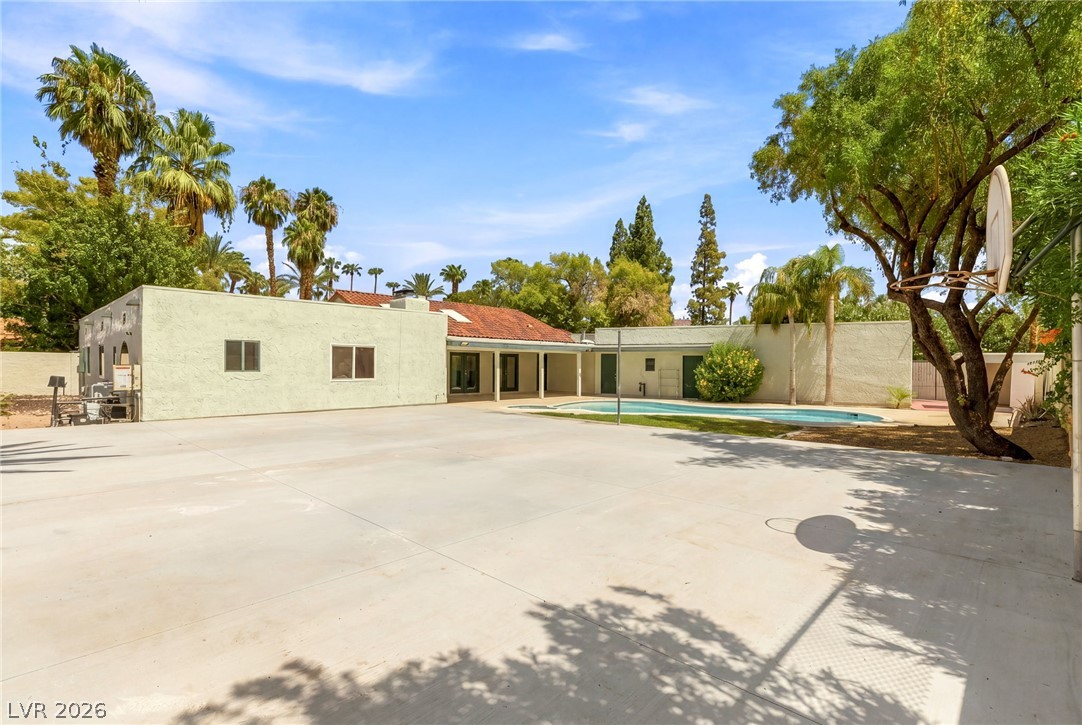 2401 Rancho Bel Air Drive