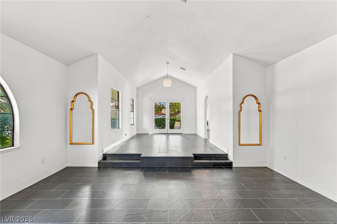 2401 Rancho Bel Air Drive