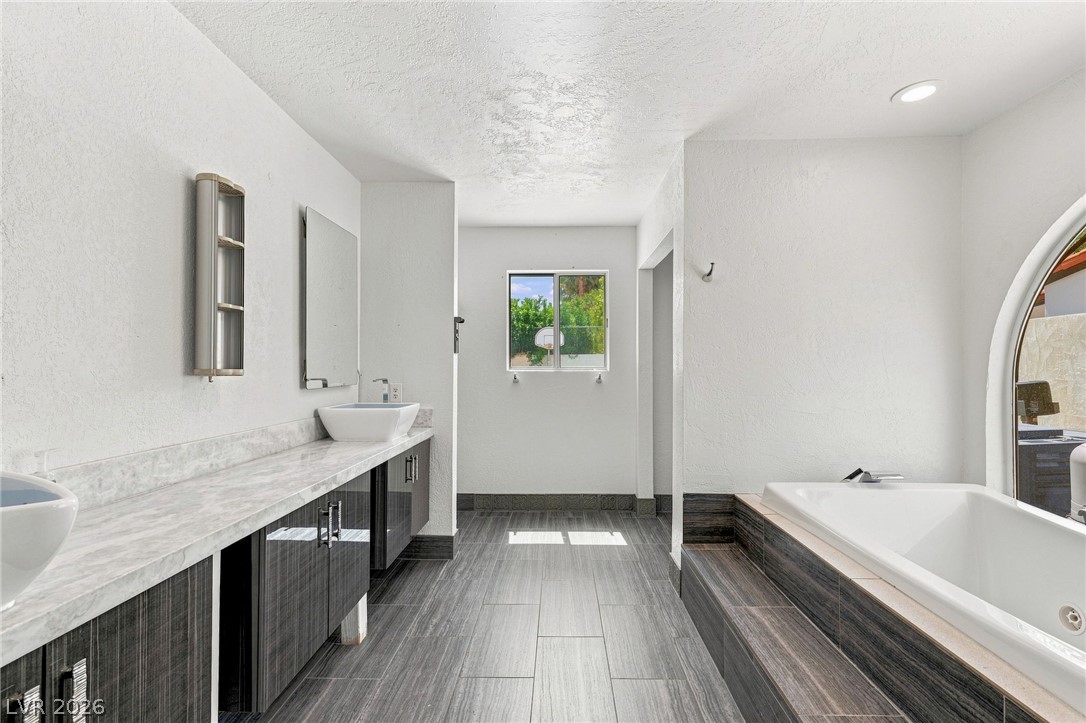 2401 Rancho Bel Air Drive