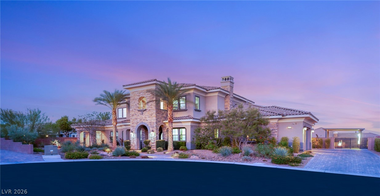 6294 Magnifico Circle