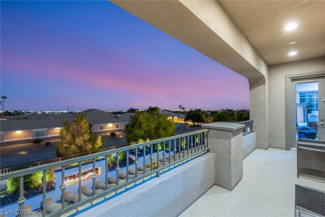 6294 Magnifico Circle