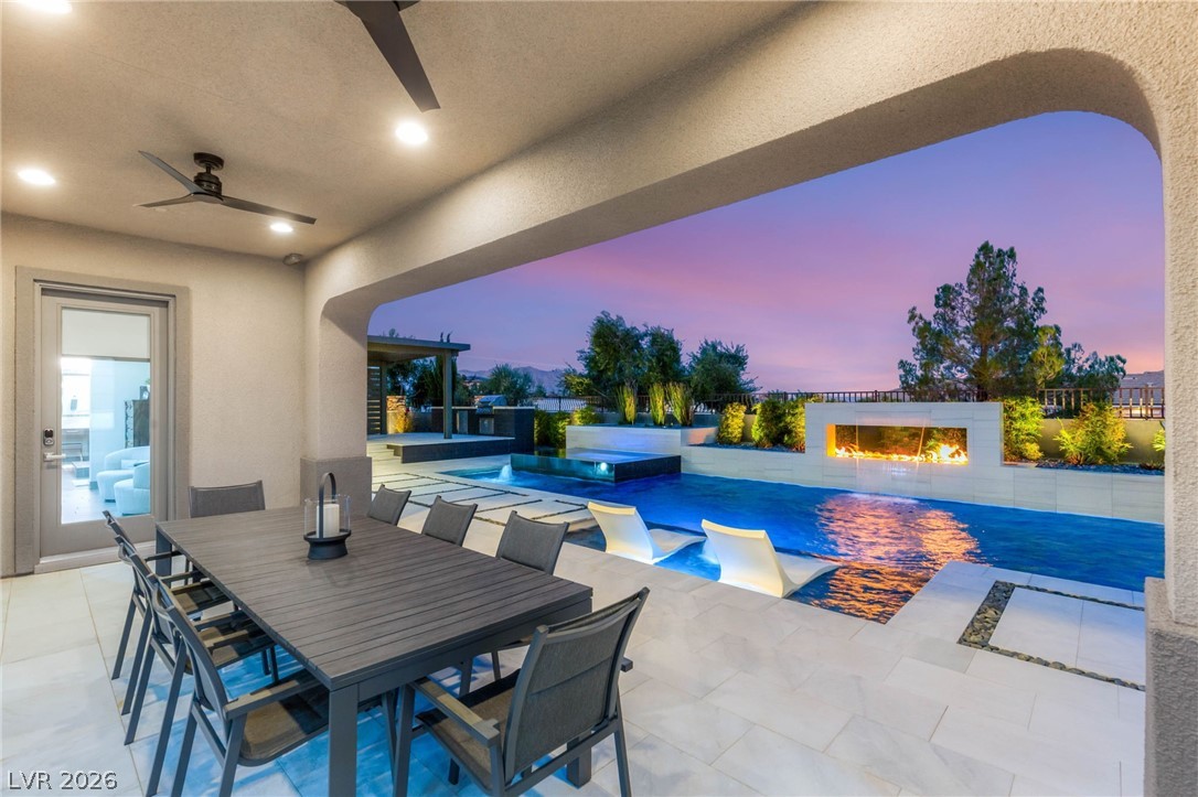 6294 Magnifico Circle