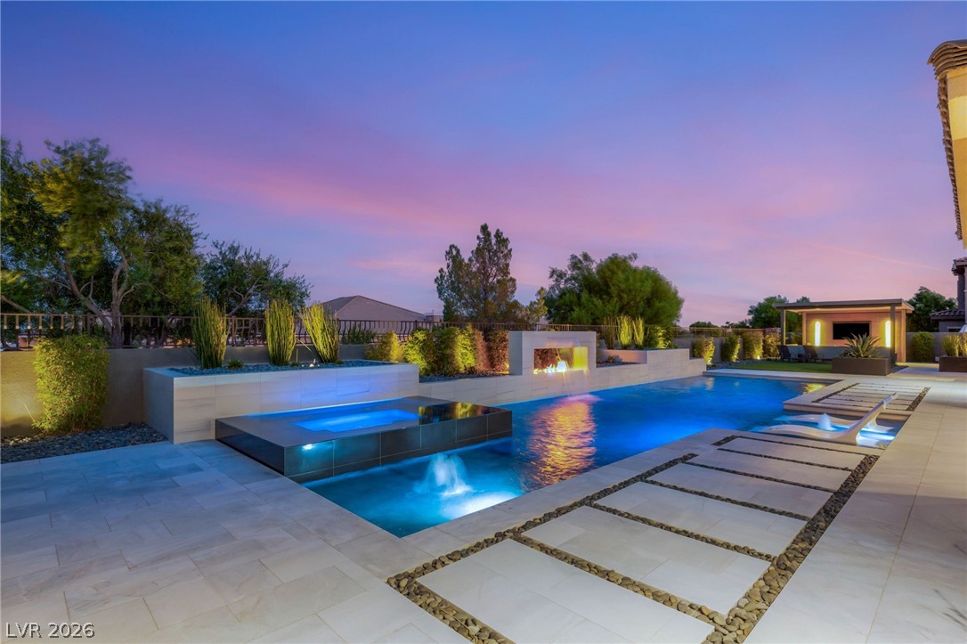 6294 Magnifico Circle