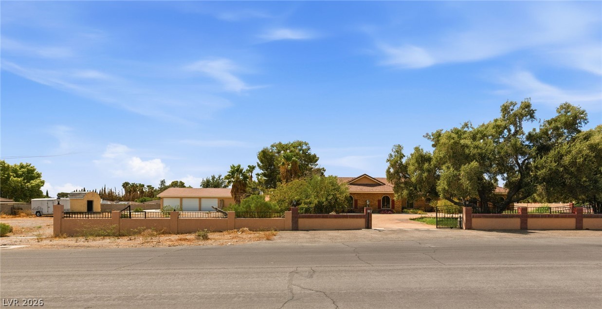 8385 West La Madre Way