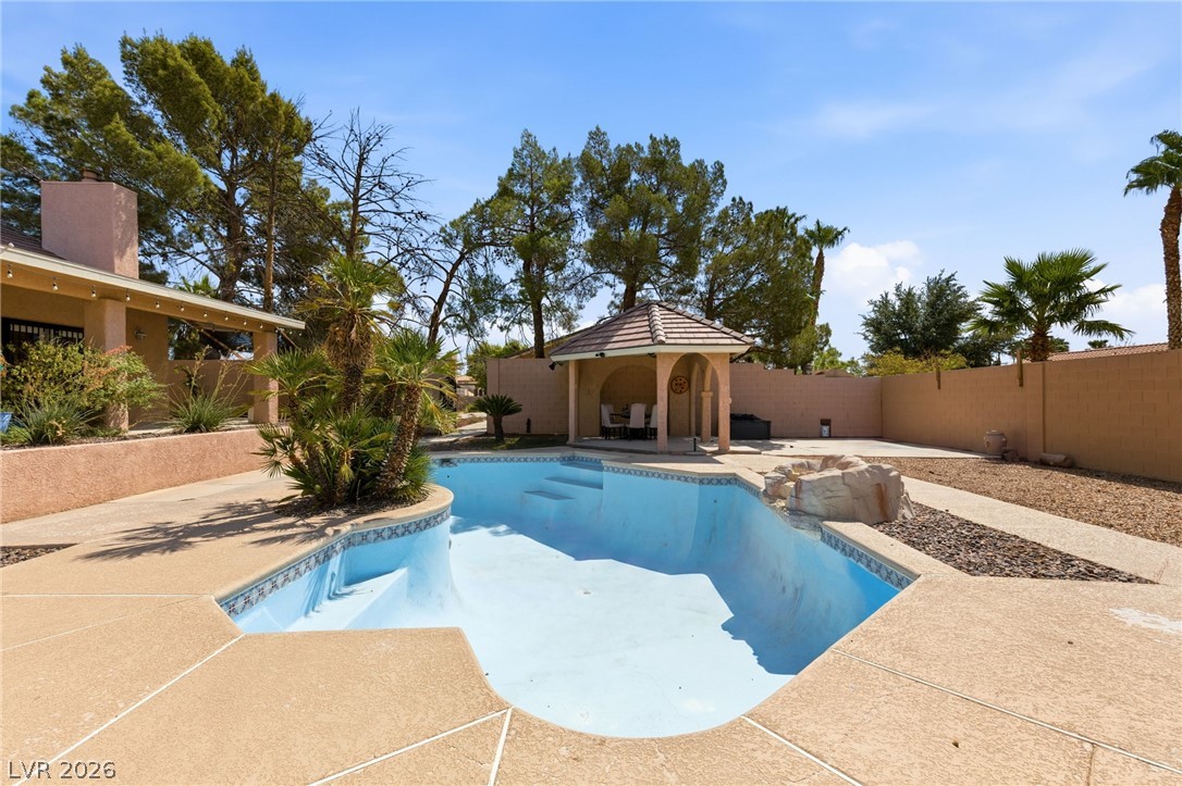8385 West La Madre Way