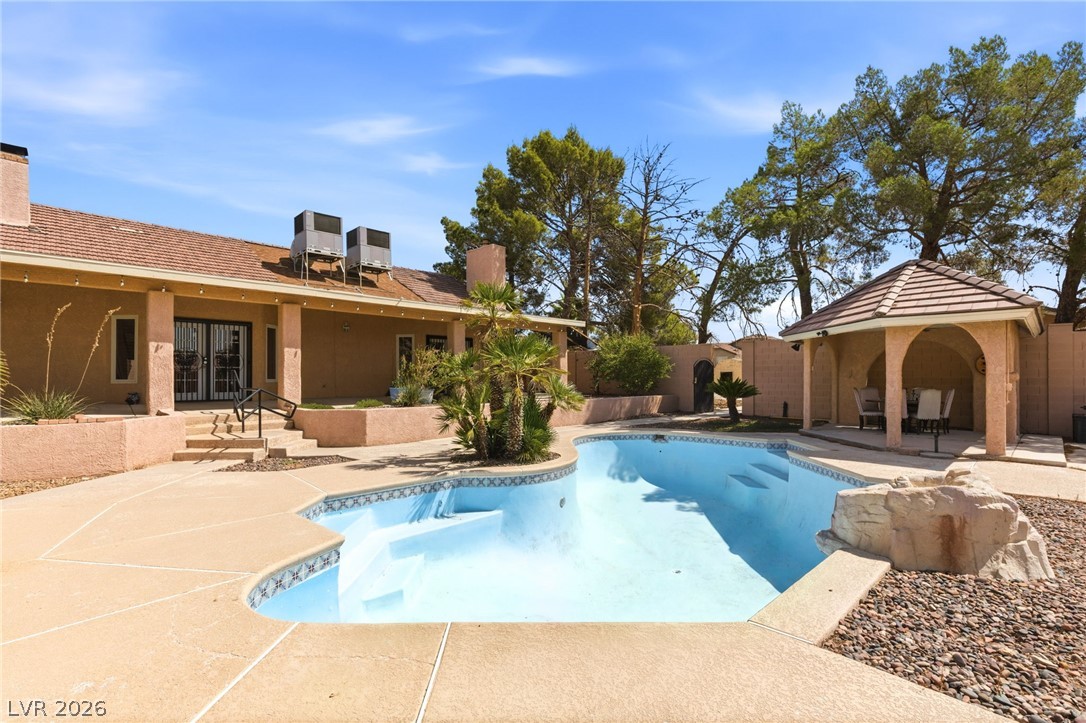 8385 West La Madre Way
