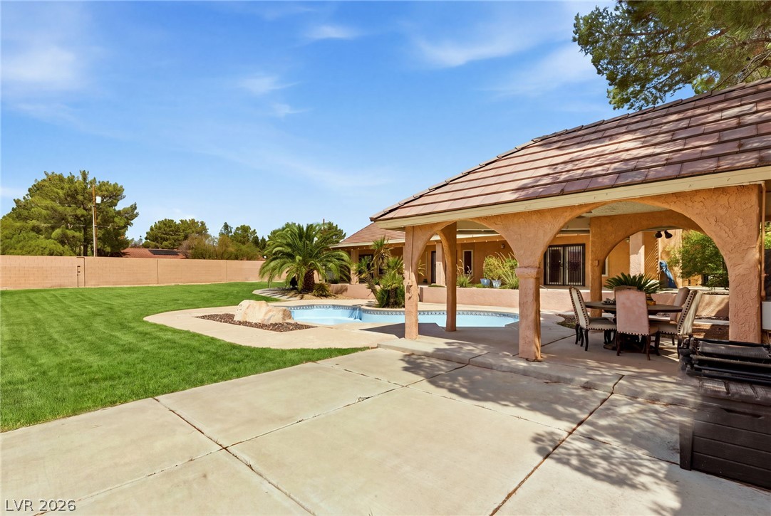 8385 West La Madre Way