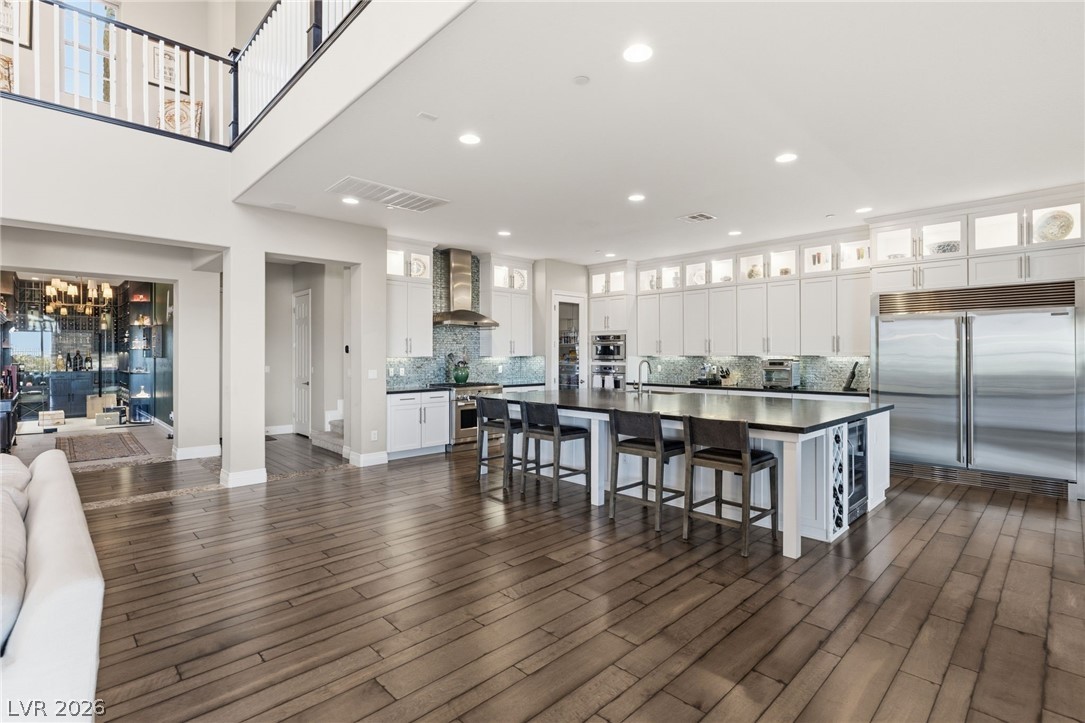 8 Olympia Chase Drive