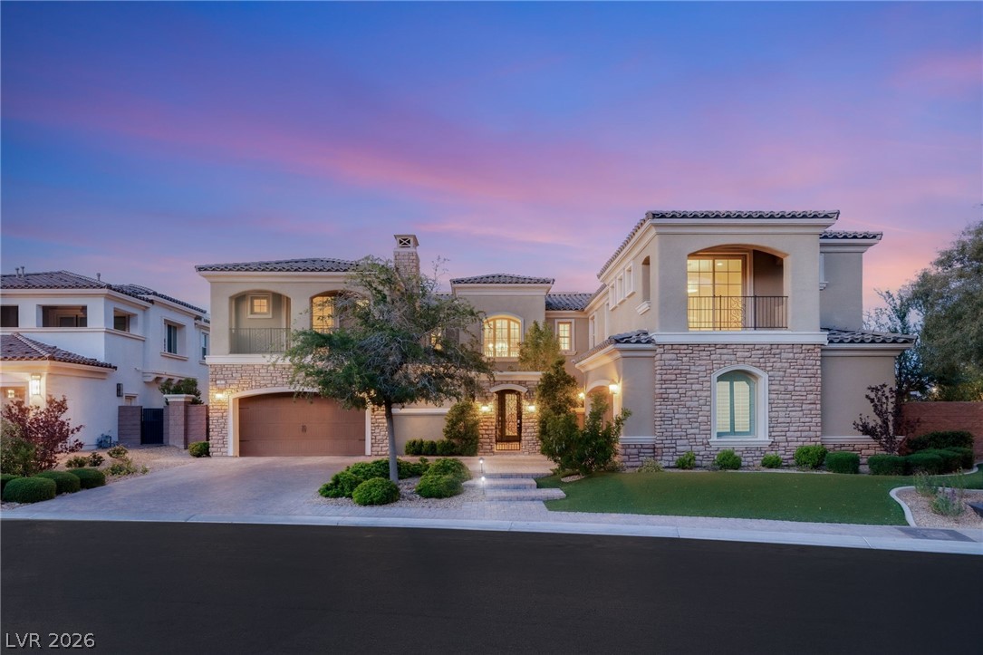 8 Olympia Chase Drive