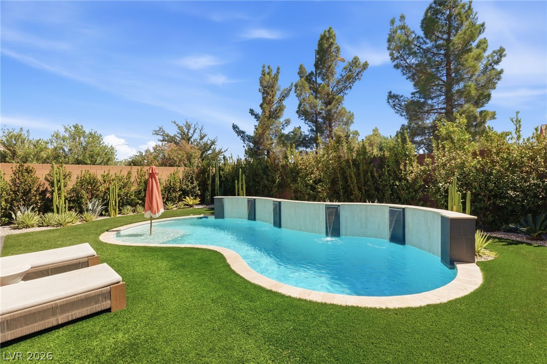 3789 Via Di Girolamo Avenue
