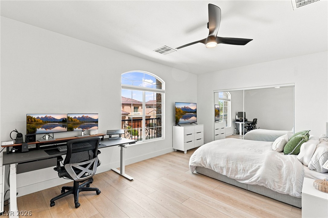 3789 Via Di Girolamo Avenue