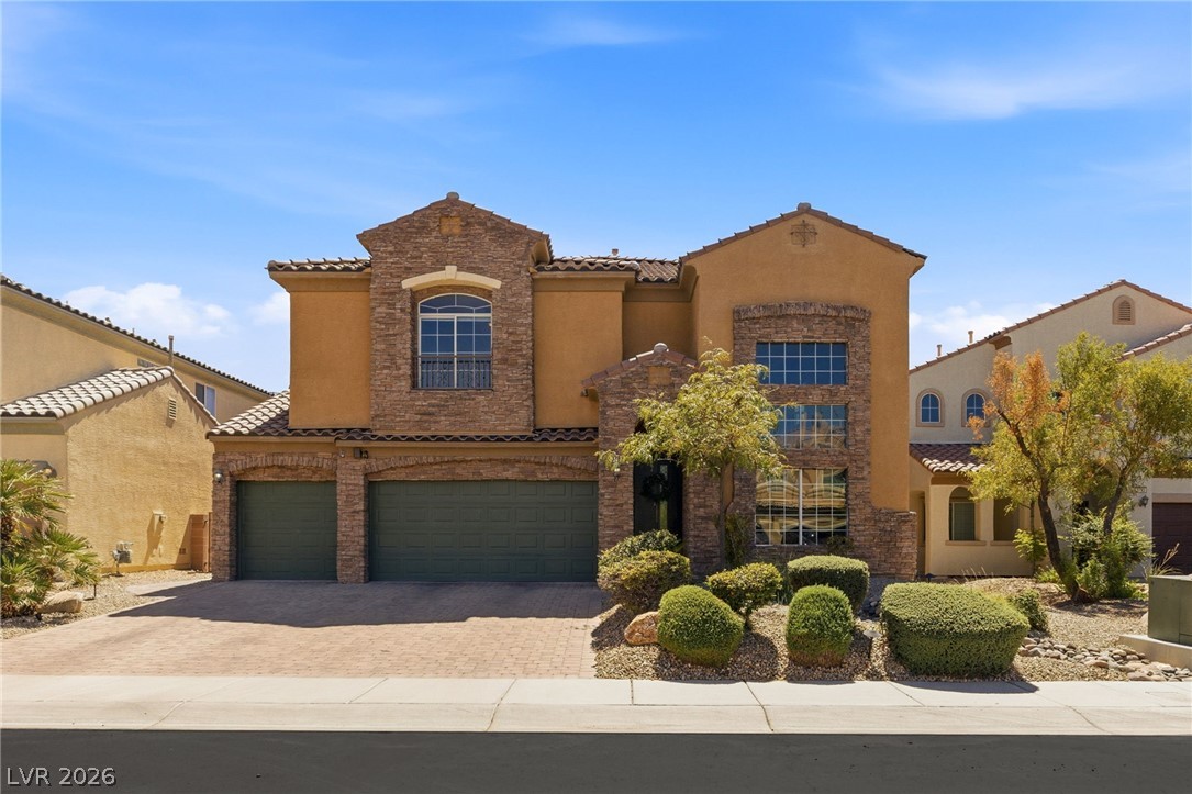 3789 Via Di Girolamo Avenue