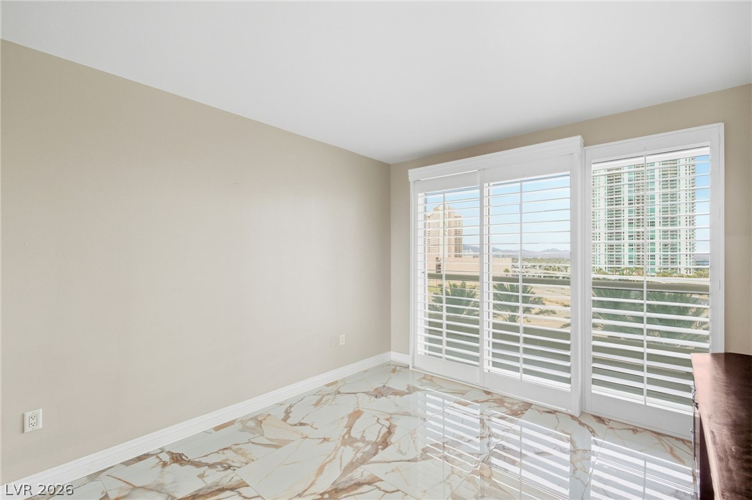 2747 Paradise Road 501