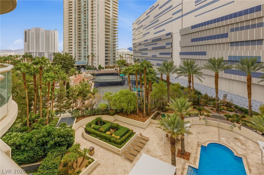 2747 Paradise Road 501