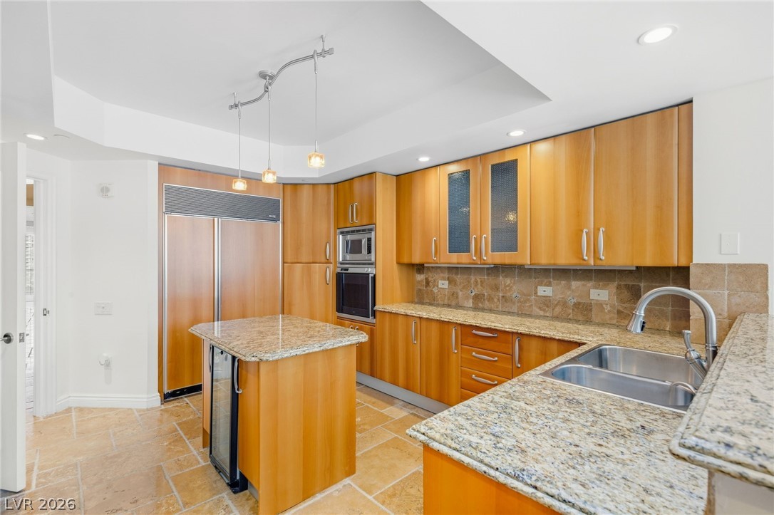 2747 Paradise Road 501