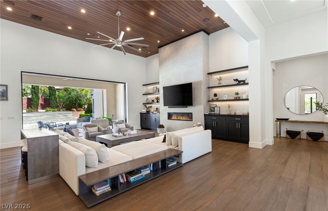 22 Greenside Drive