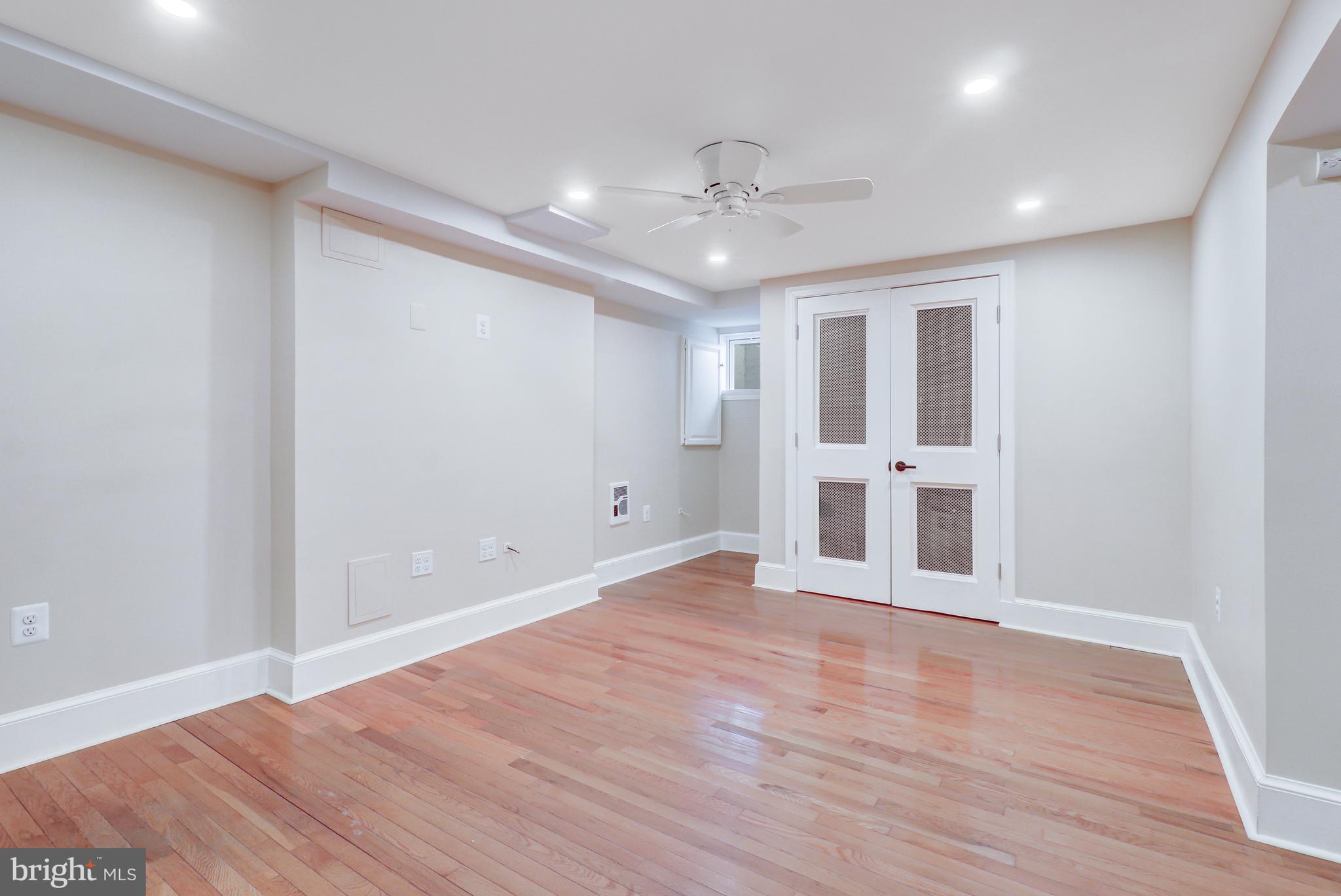 1 Whittier St NW