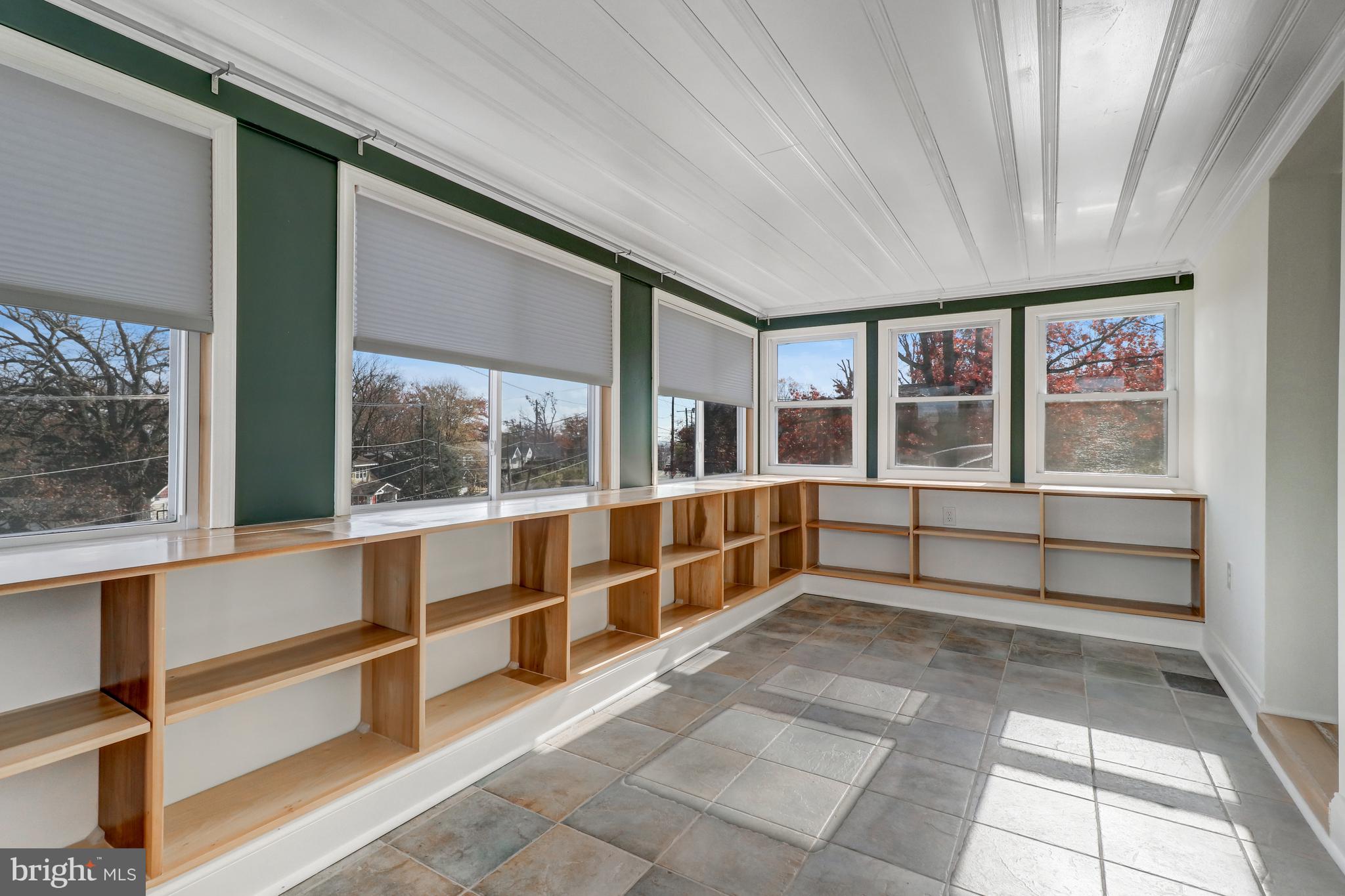 1 Whittier St NW