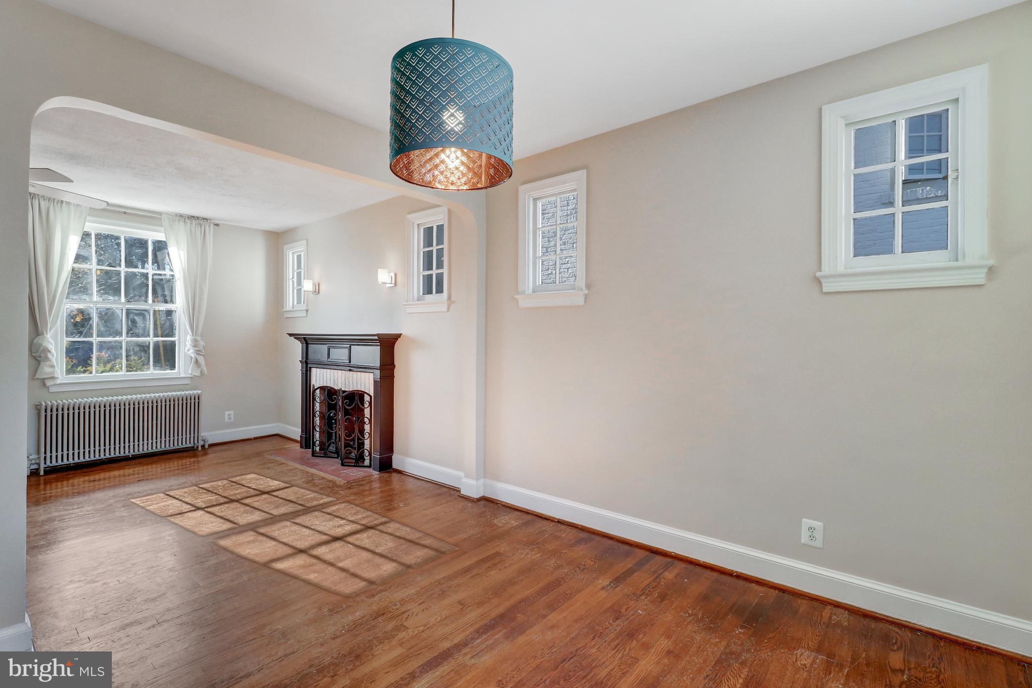 1 Whittier St NW