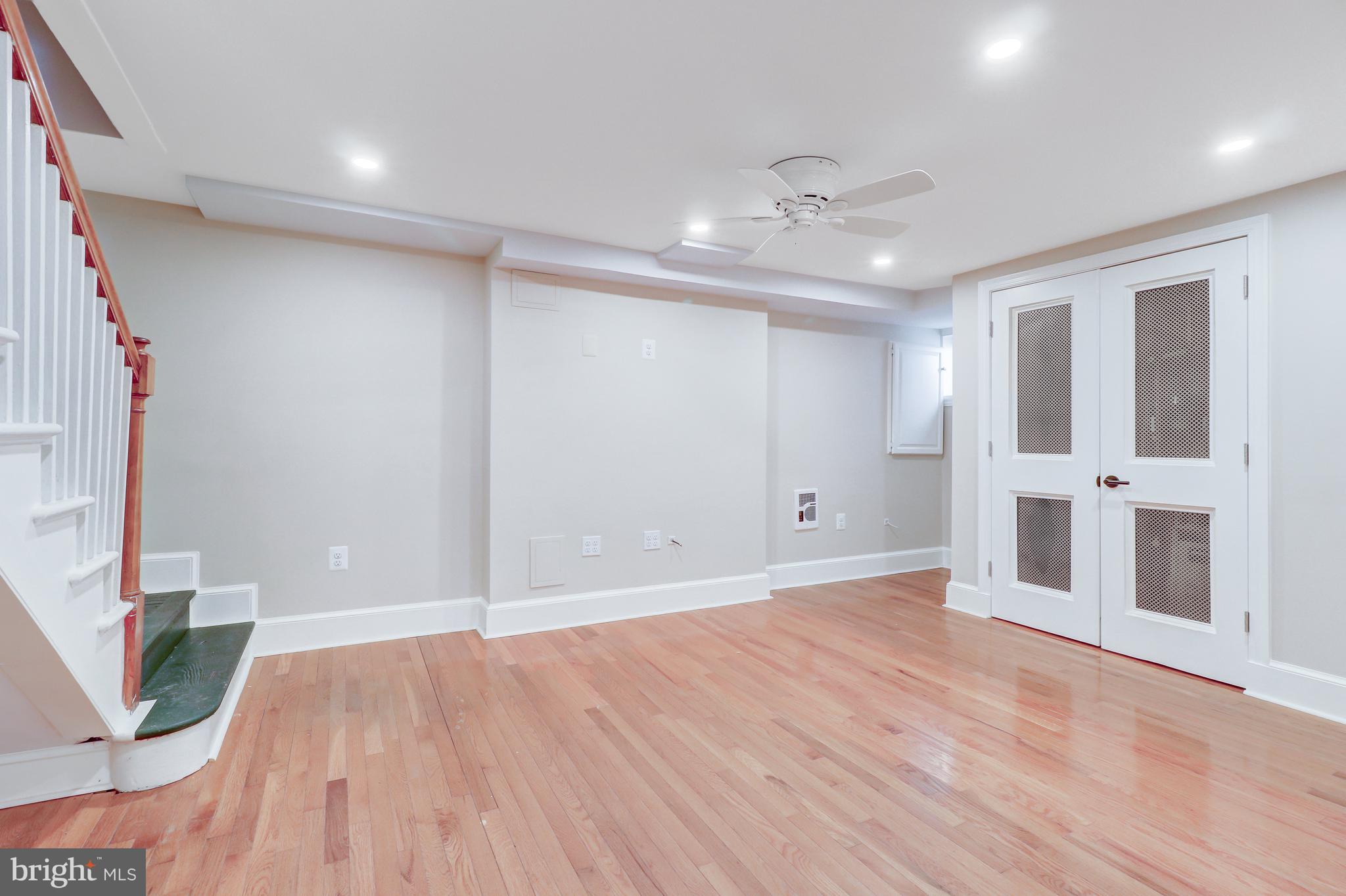1 Whittier St NW