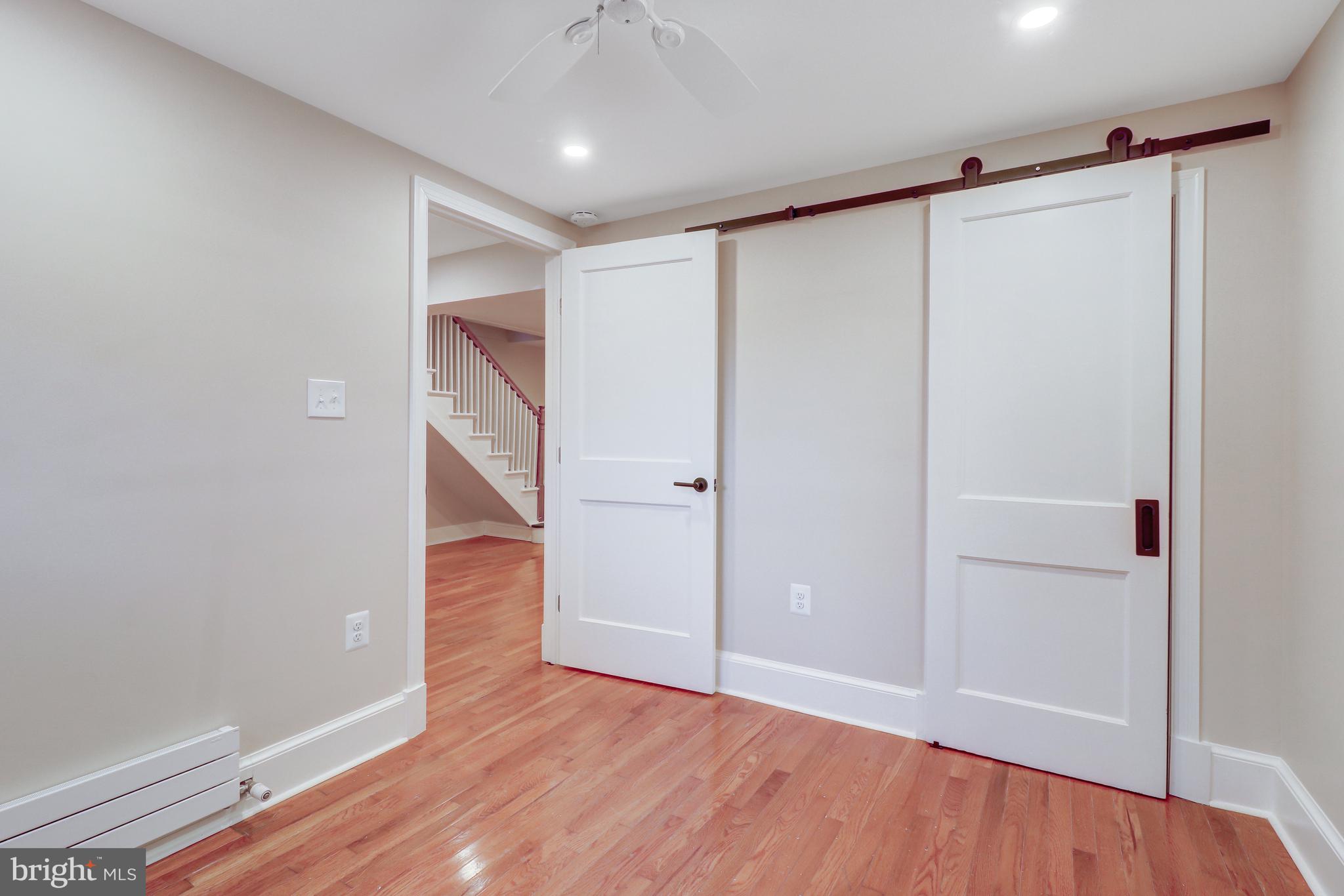 1 Whittier St NW