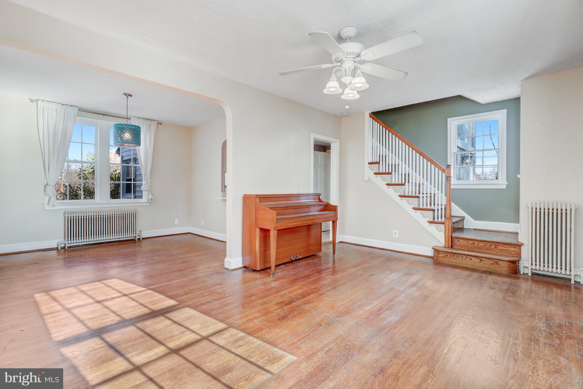 1 Whittier St NW