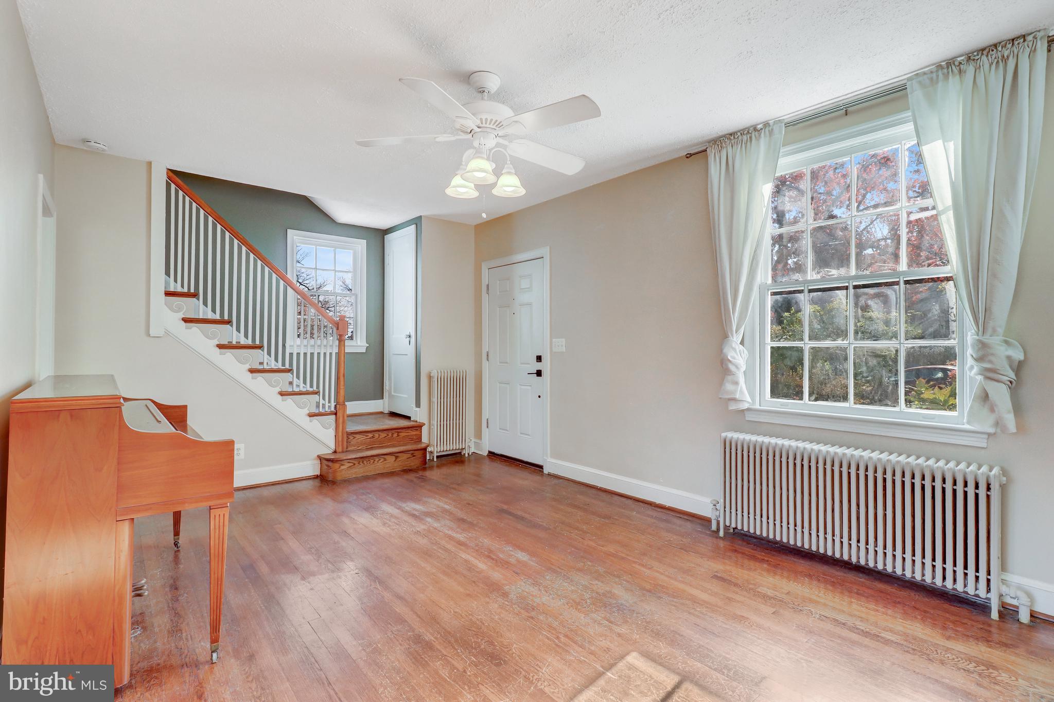1 Whittier St NW