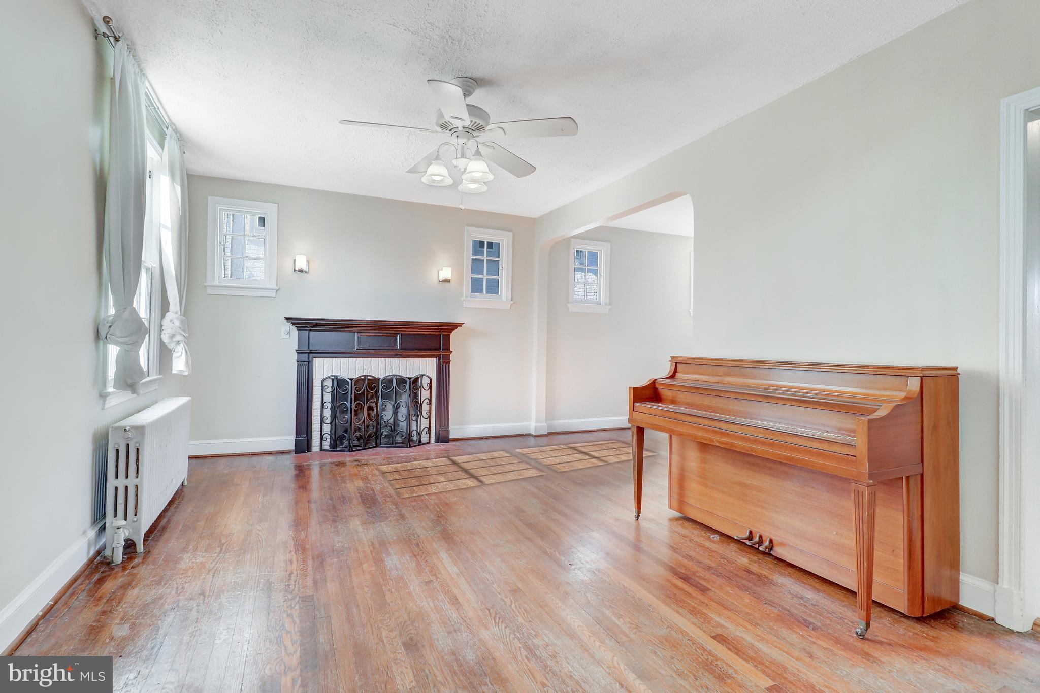 1 Whittier St NW