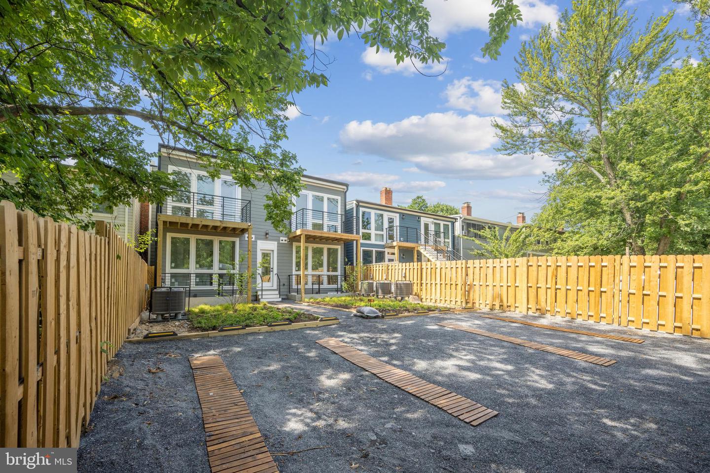 1372 Bryant St NE #4