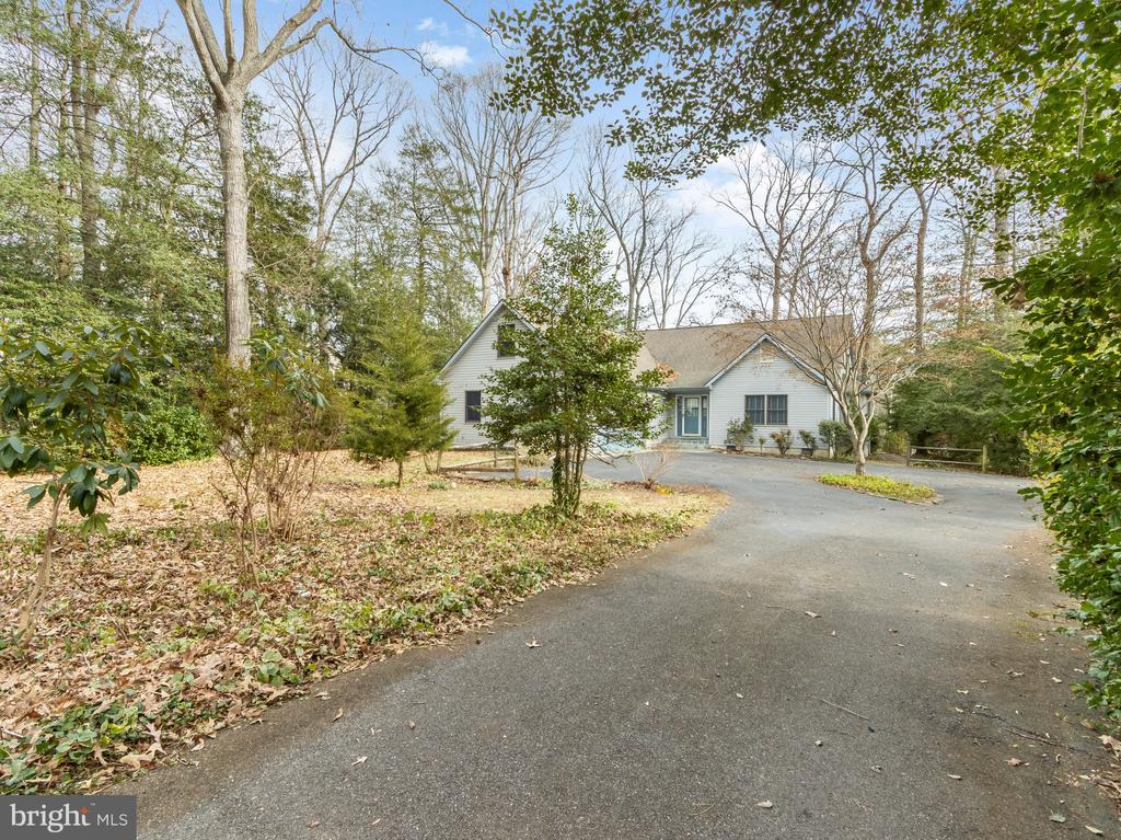 214 WATERFORD DRIVE