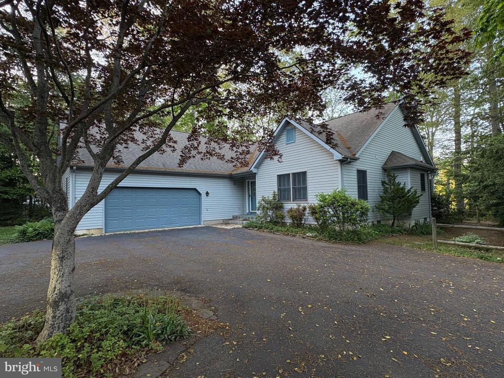 214 WATERFORD DRIVE