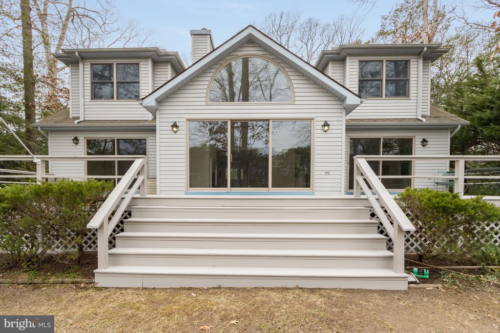 214 WATERFORD DRIVE