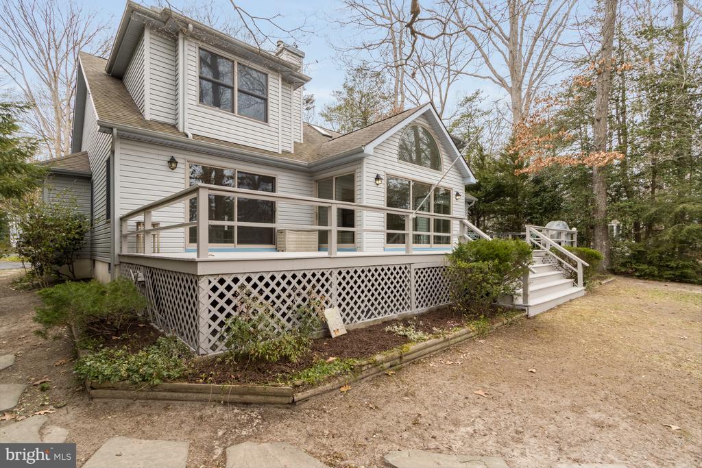 214 WATERFORD DRIVE
