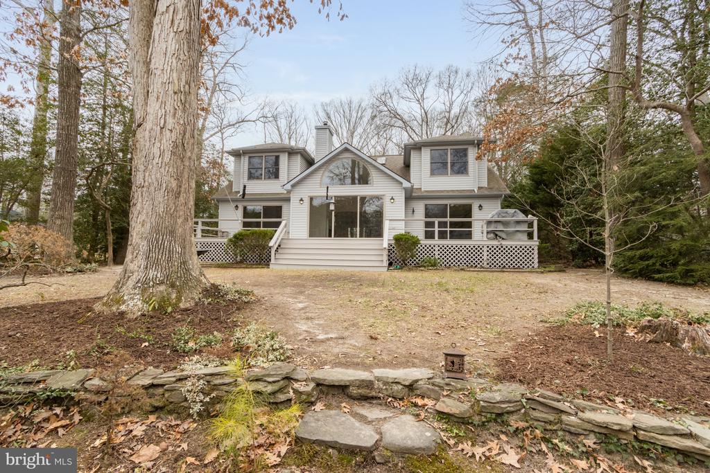 214 WATERFORD DRIVE