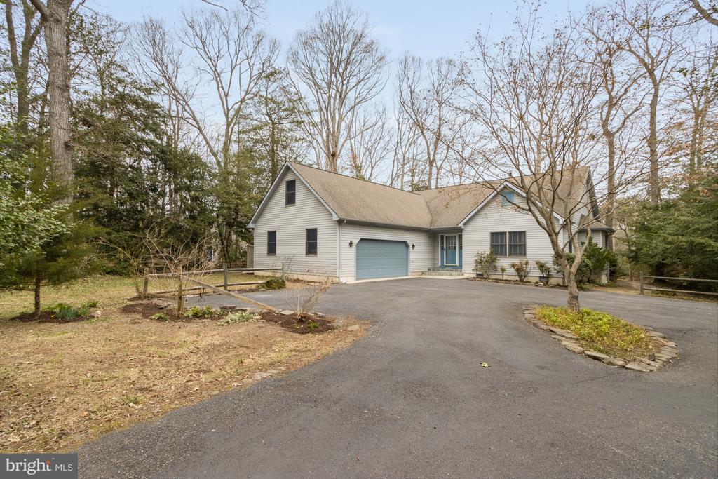 214 WATERFORD DRIVE