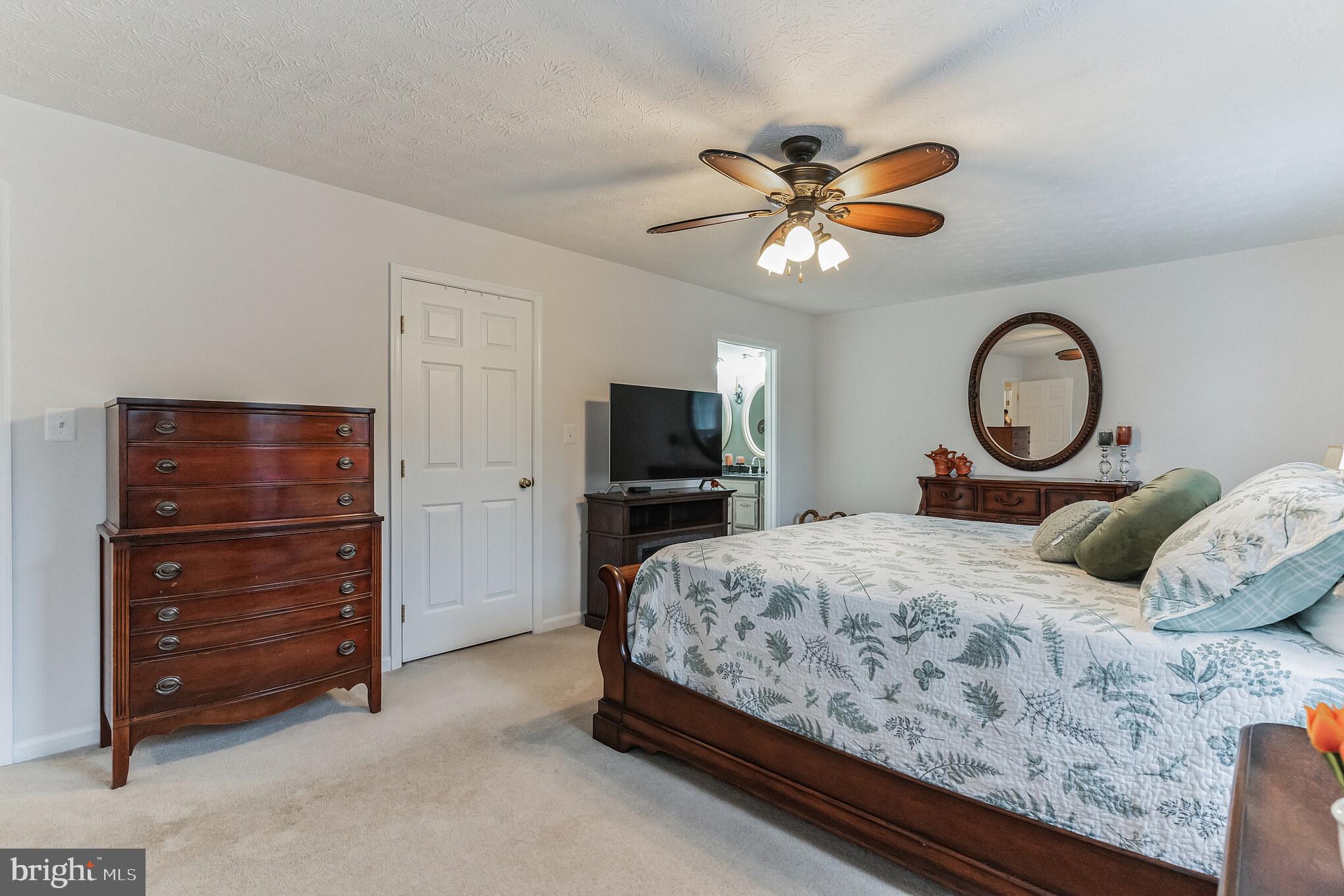 1424 Briarwood PLACE