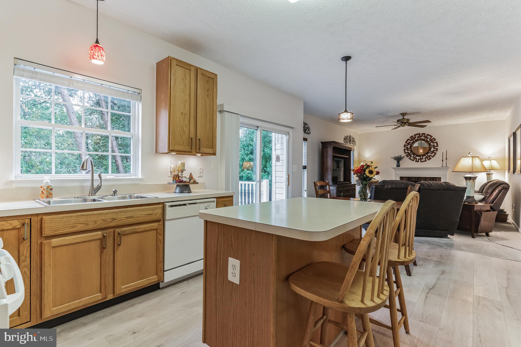 1424 Briarwood PLACE
