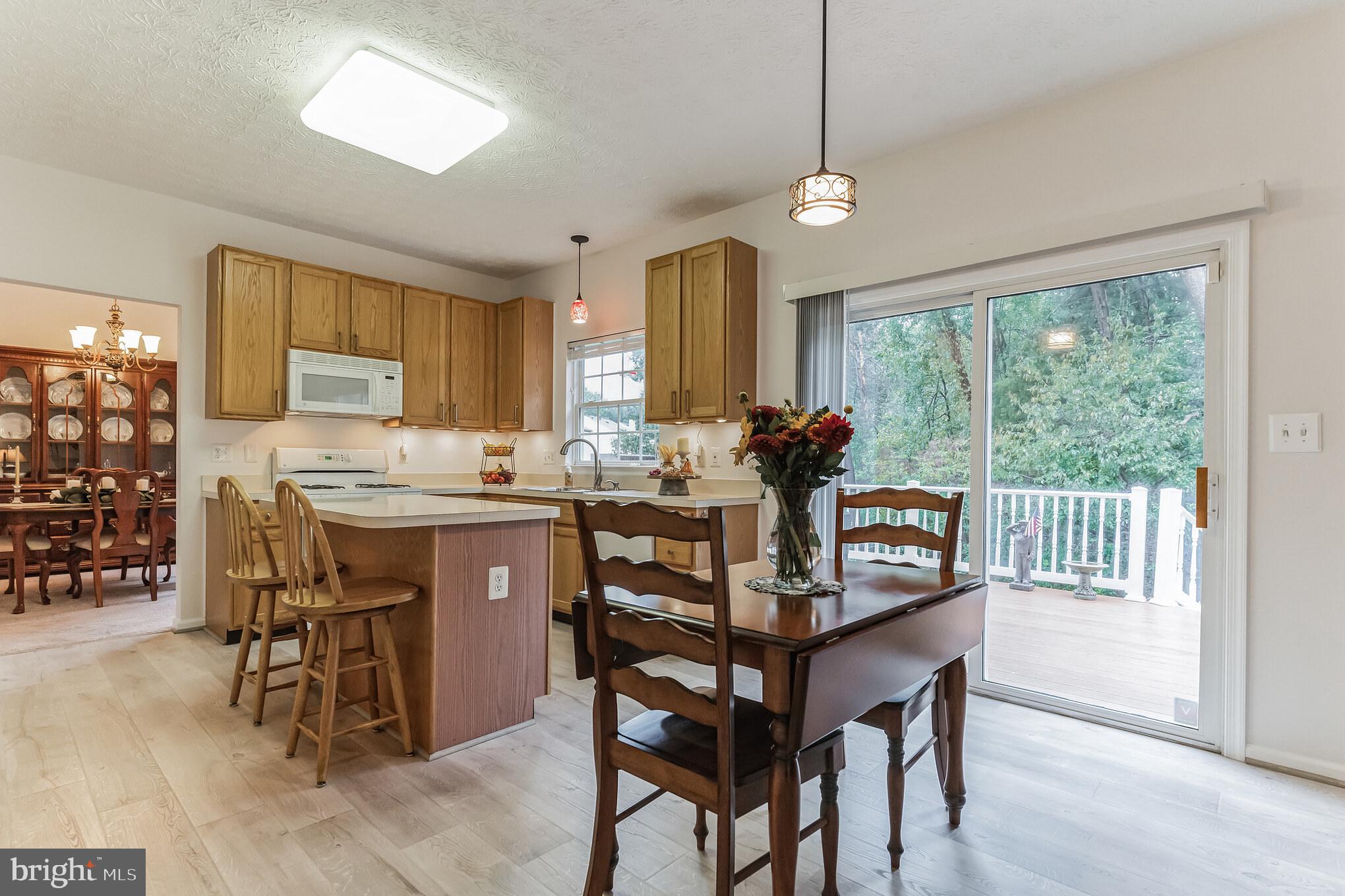 1424 Briarwood PLACE