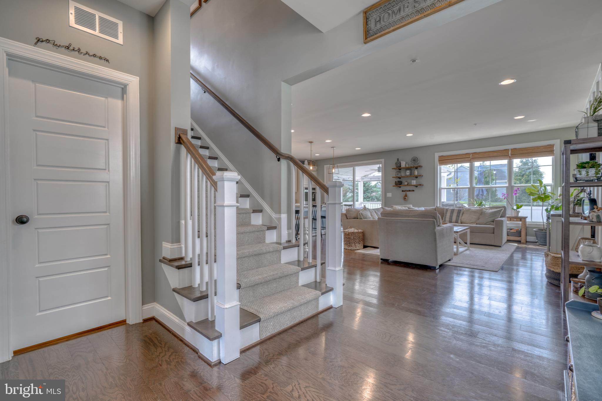 1270 Spanish Oak Way