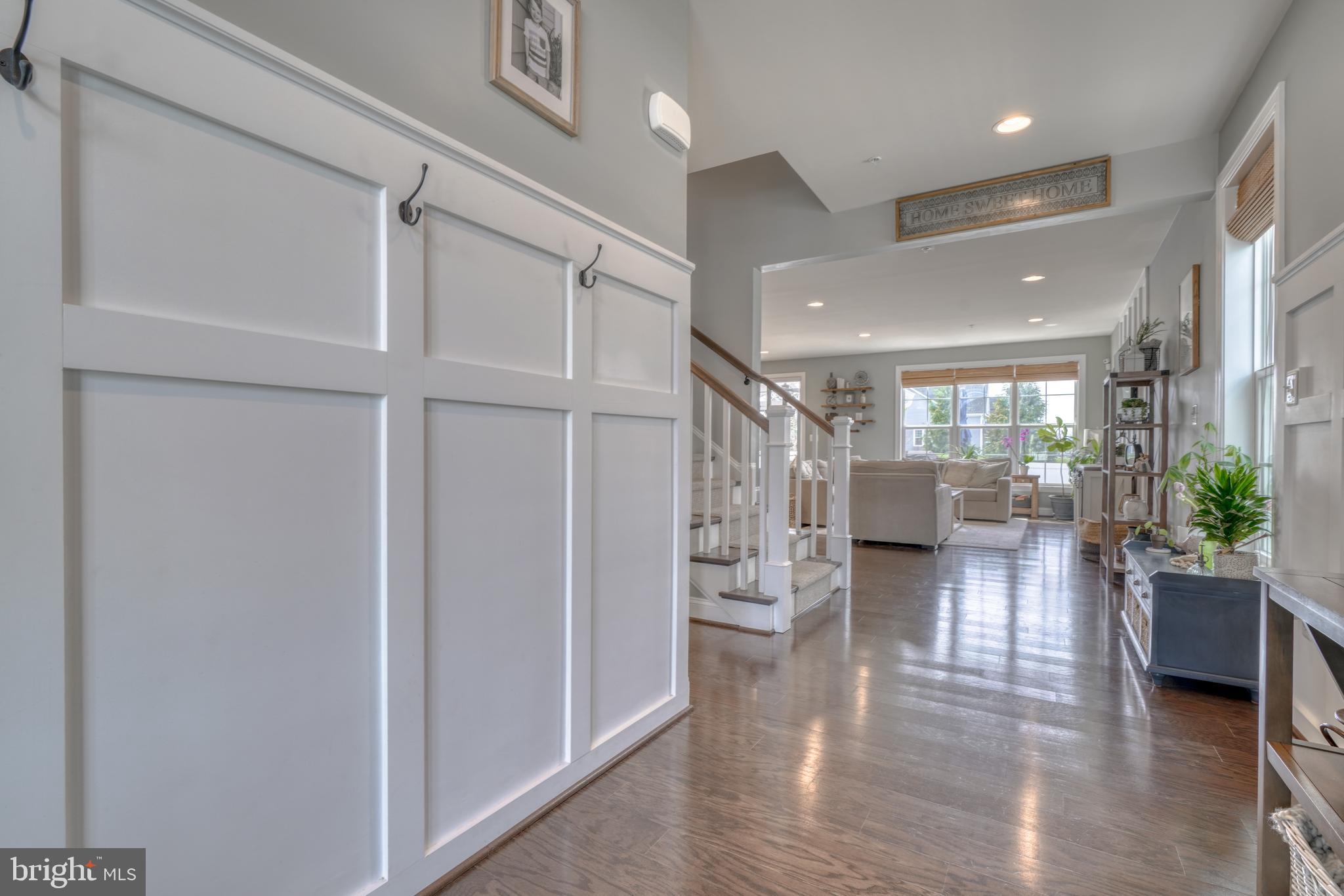 1270 Spanish Oak Way