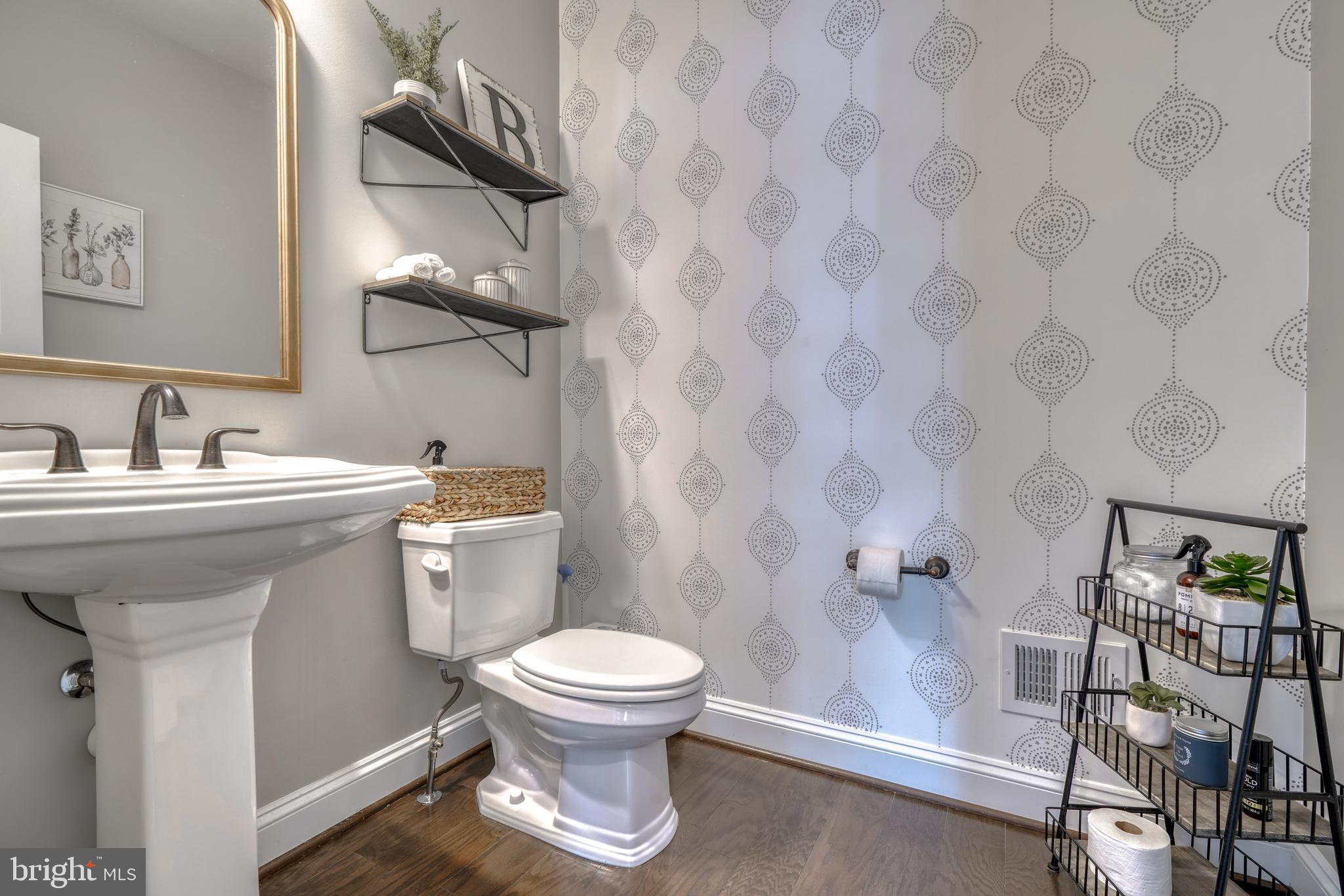 1270 Spanish Oak Way