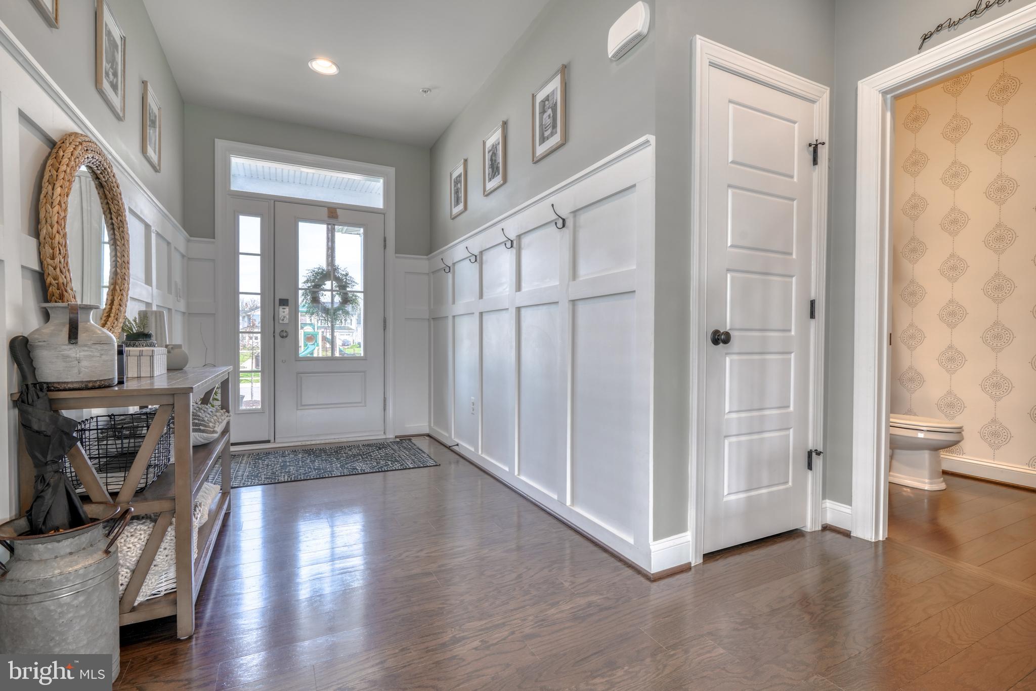 1270 Spanish Oak Way